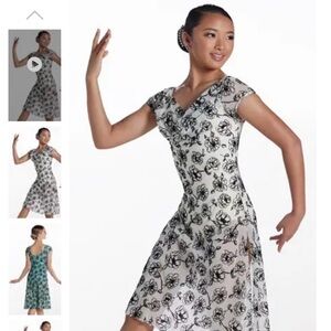 Weissman Floral Sleeveless Dress